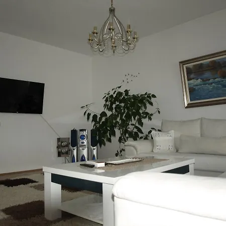 Villa Layla